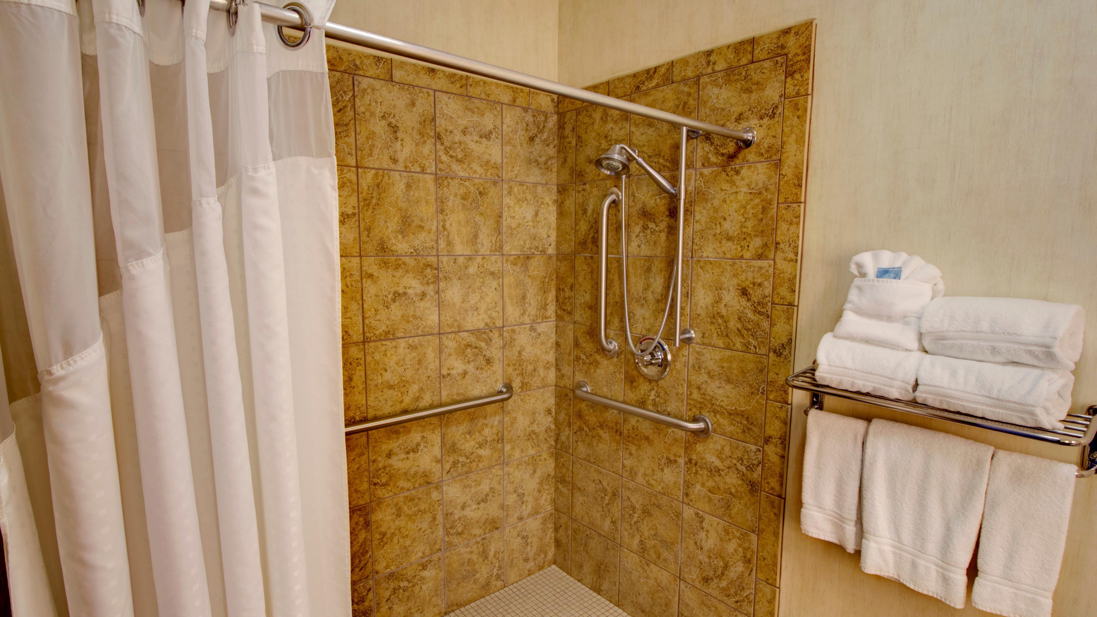 Holiday Inn Express & Suites Sioux Center By Ihg Exterior photo